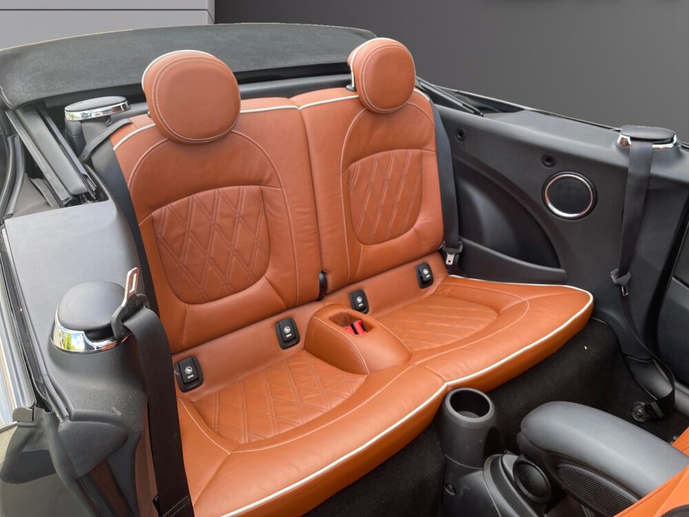 Cooper COOPER S 192 CABRIO JCW BA 2016 occasion 49070 Beaucouz&eacute;