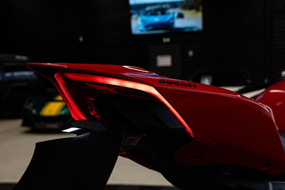 DUCATI 2024 occasion 64121 Serres-Castet
