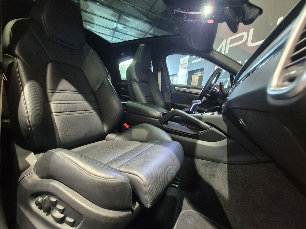 Cayenne COUPE 3.0 V6 462 E-HYBRID AUTO 2023 occasion 73290 La Motte-Servolex
