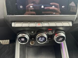 Clio 1.6 E-TECH 145 ESPRIT ALPINE 2023 occasion 93100 Montreuil