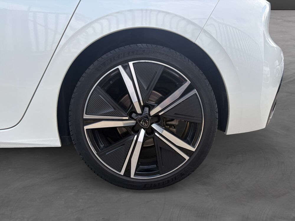308 1.2 PURETECH 130 GT PACK EAT8 2022 occasion 26000 Valence