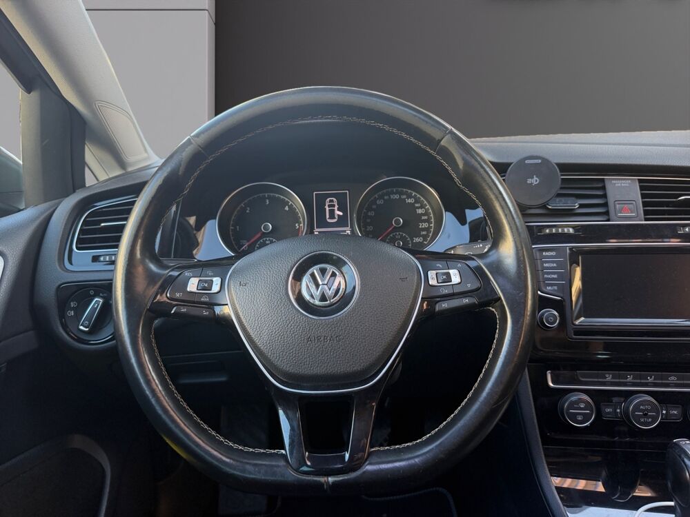 Golf 1.6 TDI 105 EDITION 40 DSG 2014 occasion 06400 Cannes