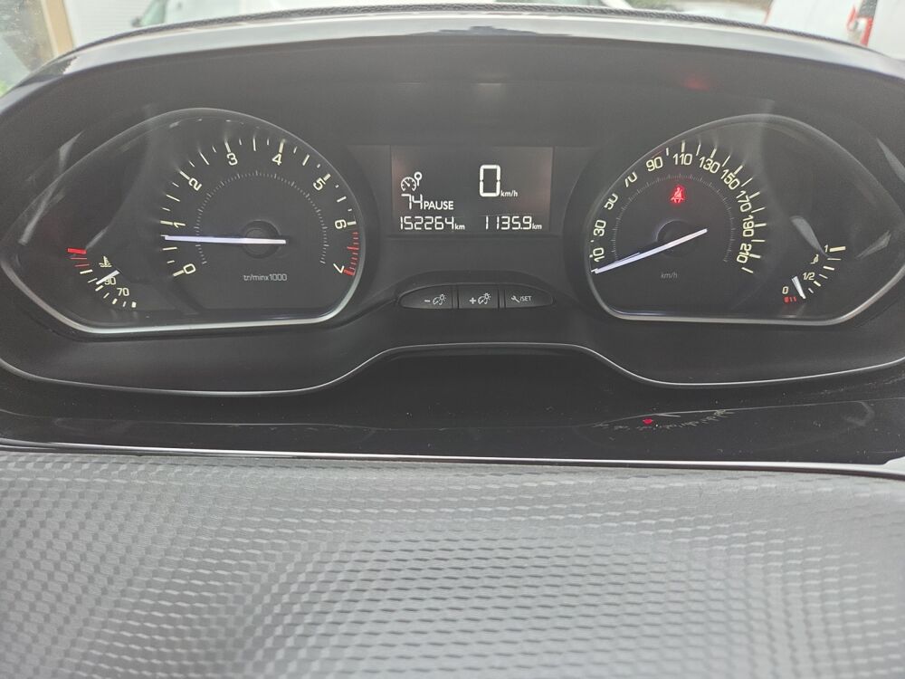 2008 1.2 PURE TECH 82 ACTIVE BUSINESS 2016 occasion 78480 Verneuil-sur-Seine
