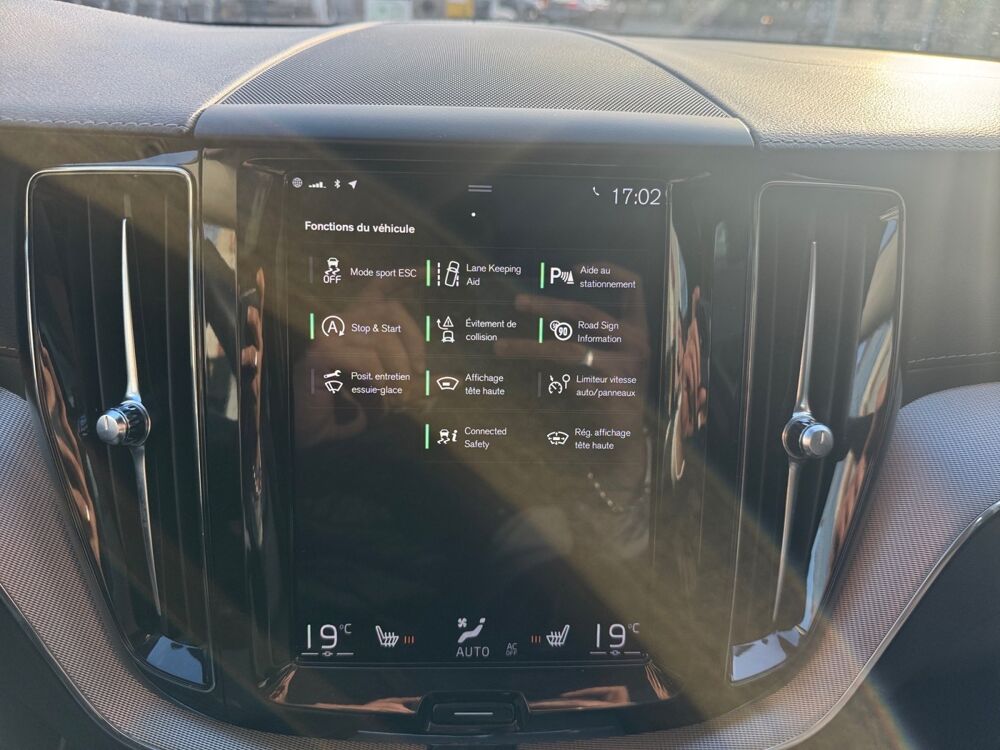 XC60 T5 250 AWD INSCRIPTION GEARTRONIC 2018 occasion 93100 Montreuil