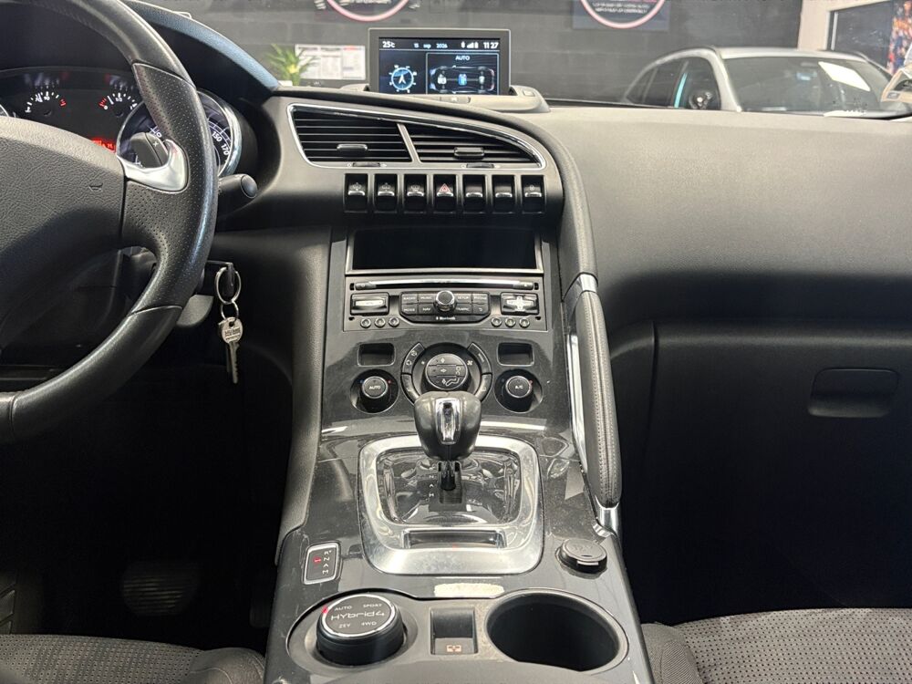 3008 HYBRID4 2.0 HDI 163 ETG 2013 occasion 80080 Amiens