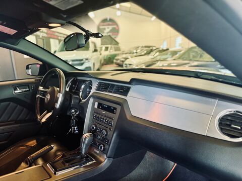 Mustang FORD MUSTANG V6 2013 occasion 73290 La Motte-Servolex