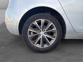 308 1.2 PURE 2015 occasion 26000 Valence