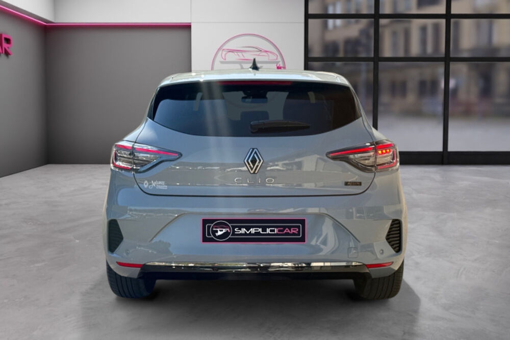 Clio V (2) 1.6 E-TECH FULL HYBRID 145 GSR2 TECHNO 2025 occasion 13600 La Ciotat