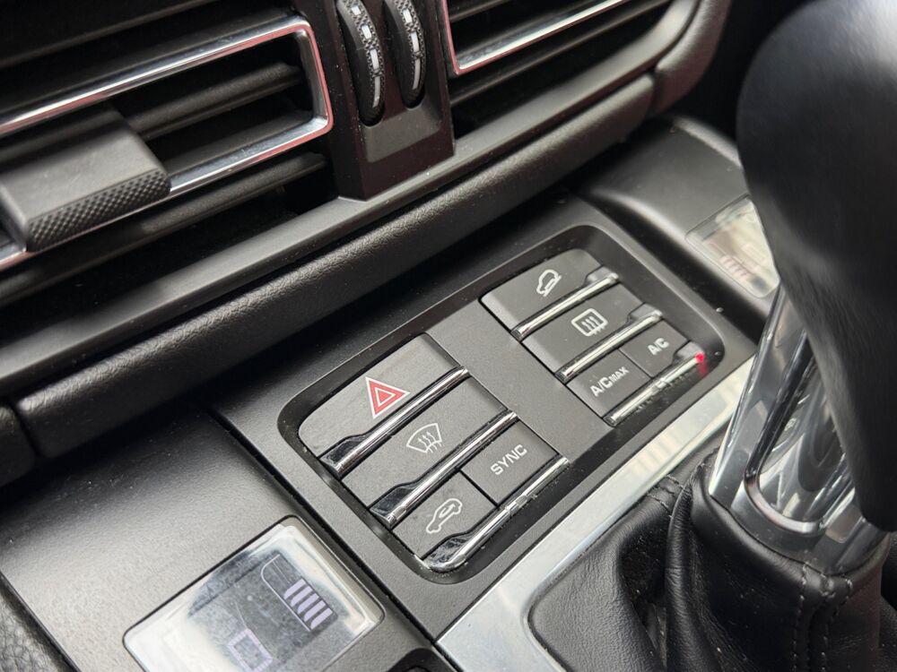 Macan 2.0 245 2019 occasion 30900 Nimes