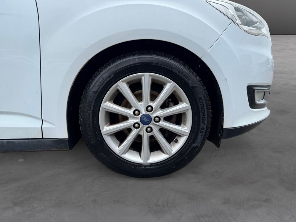 C-max Ford C-MAX II 1.0 EcoBoost 125ch Stop&Start Titanium 2015 occasion 45750 Saint-Pryv&eacute;-Saint-Mesmin
