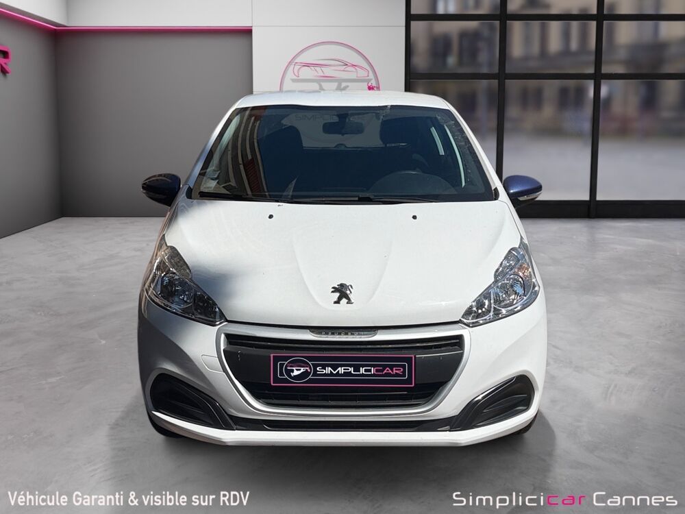 208 1.2 VTI 68 ACTIVE 2018 occasion 06400 Cannes