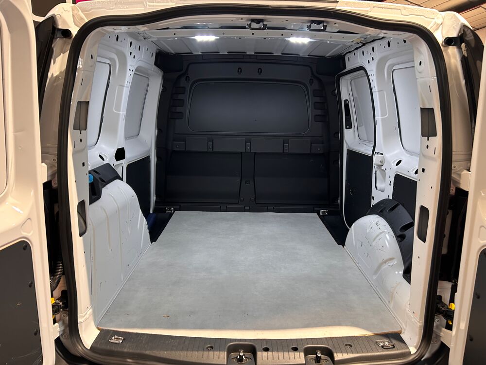 Caddy CARGO 2.0 TDI 100 BUSINESS PLUS 2022 occasion 73290 La Motte-Servolex
