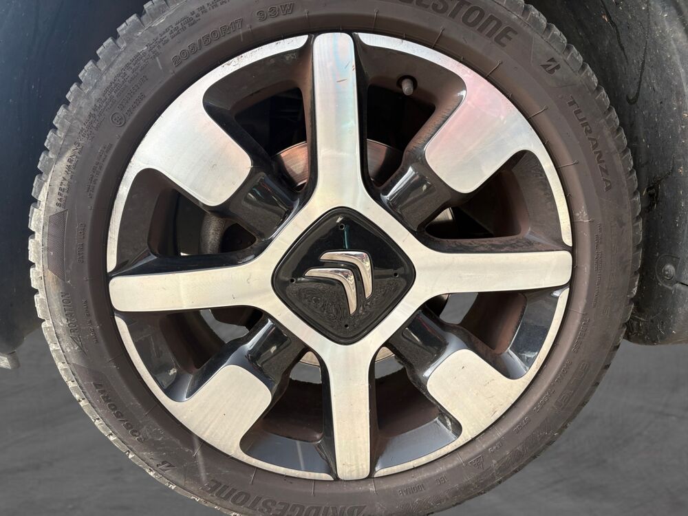 C4 Shine 2019 occasion 69730 Genay