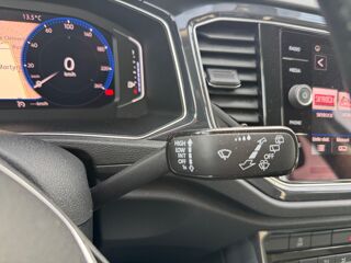 T-ROC 1.5 TSI 150 CARAT DSG7 2019 occasion 93100 Montreuil