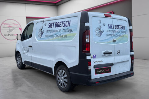 Vivaro F2700 L1H1 1.6 CDTI 95 ECOFLEX PACK CLIM + 2017 occasion 78480 Verneuil-sur-Seine