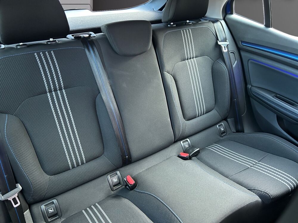 M&eacute;gane RENAULT MEGANE 1.6 DCI 130 GT LINE 2017 occasion 69730 Genay