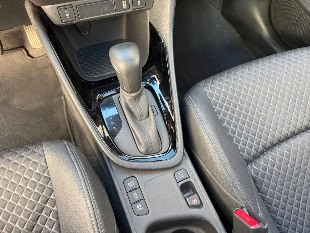 Yaris ICONIC CVT 2021 occasion 30900 Nimes