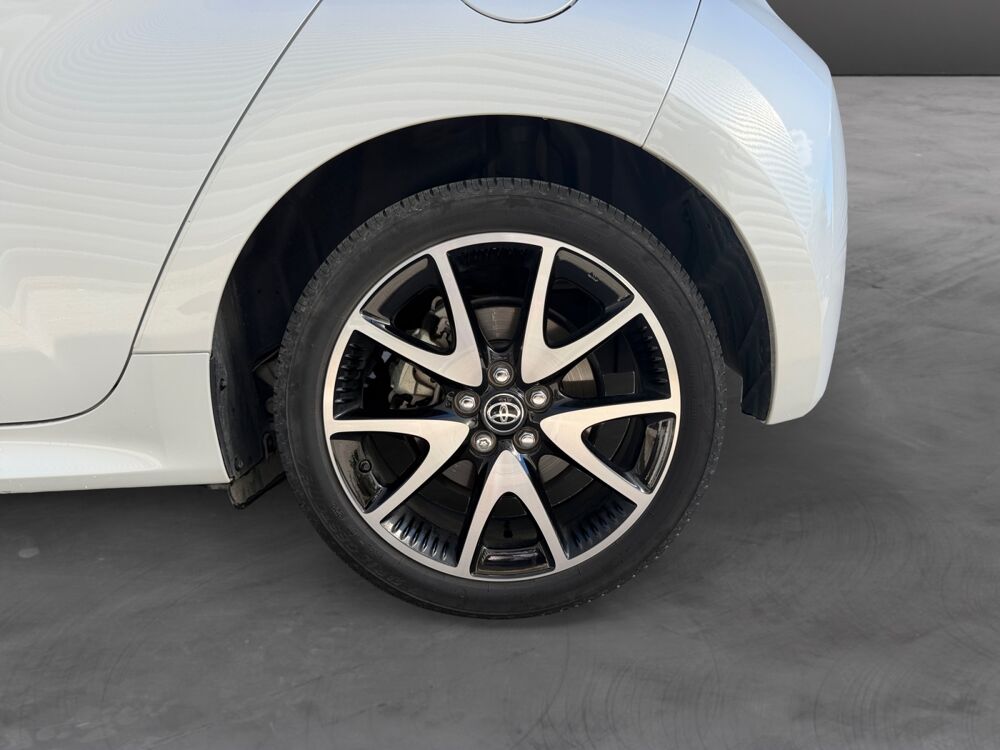 Yaris ICONIC CVT 2021 occasion 30900 Nimes