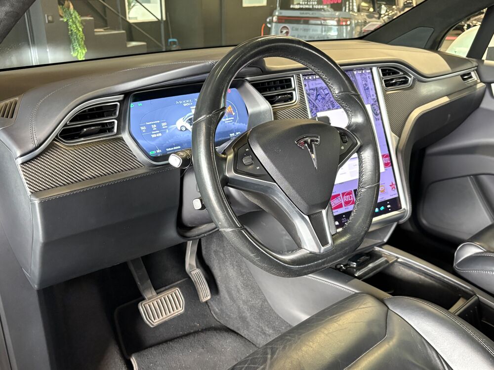 Model X Base 2017 occasion 73290 La Motte-Servolex