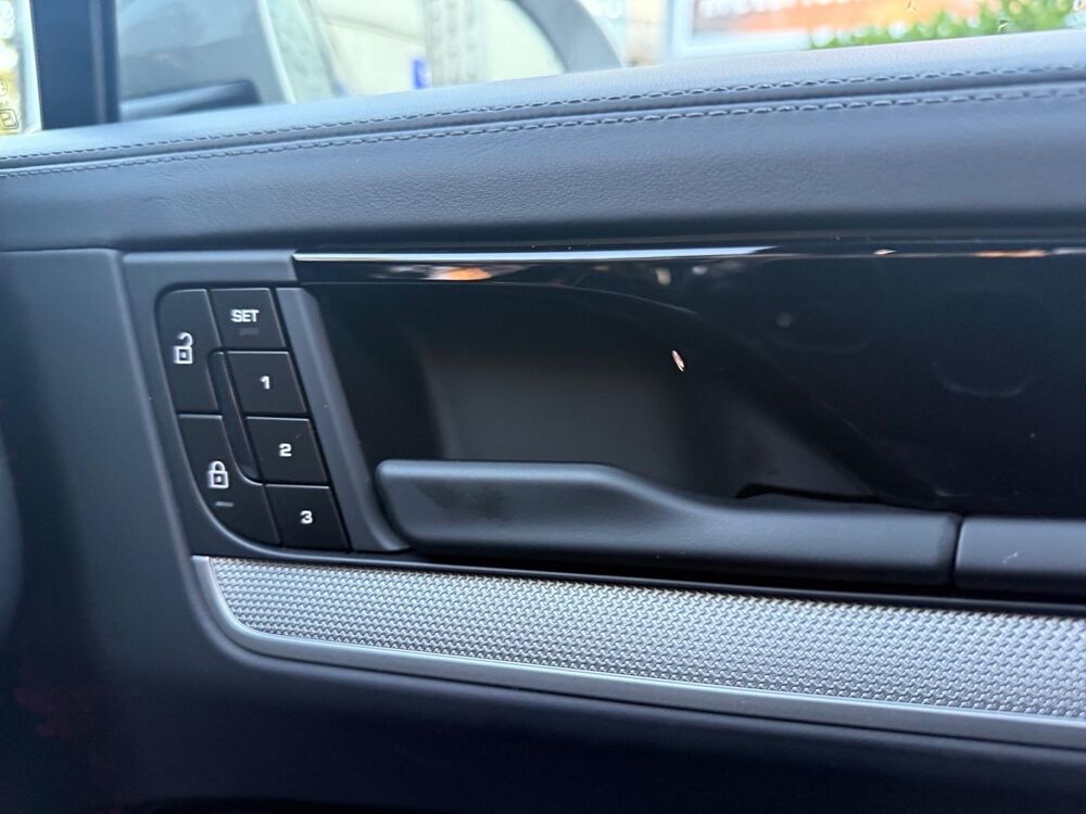 Cayenne 3.0 V6 S E-HYBRID PH2 2024 occasion 93100 Montreuil