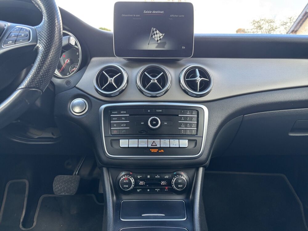 Classe GLA GLA 220 D 170 FASCINATION BA 2018 occasion 27200 Vernon