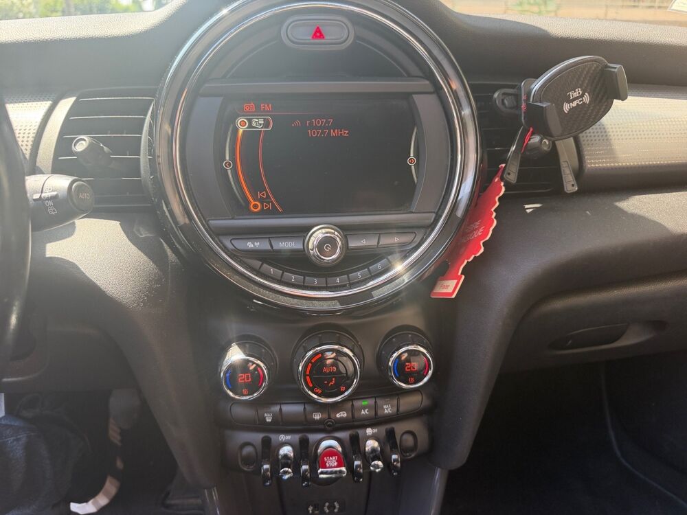 Cooper COOPER D 116 60 YEARS 2018 occasion 06400 Cannes