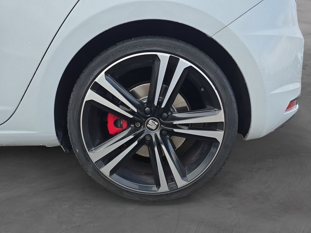 Leon Cupra 280 2015 occasion 03300 Cusset