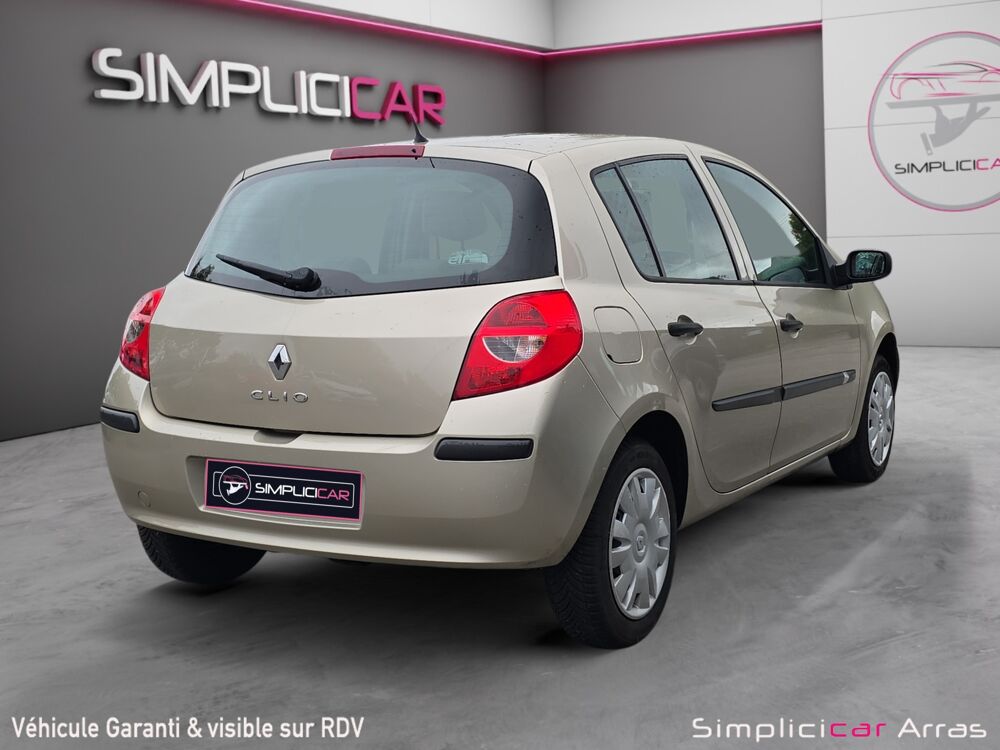 Clio Expression Clim 2007 occasion 62223 Saint-Laurent-Blangy