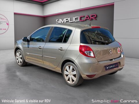Clio III INITIALE 1.6 16V BA 2011 occasion 06400 Cannes