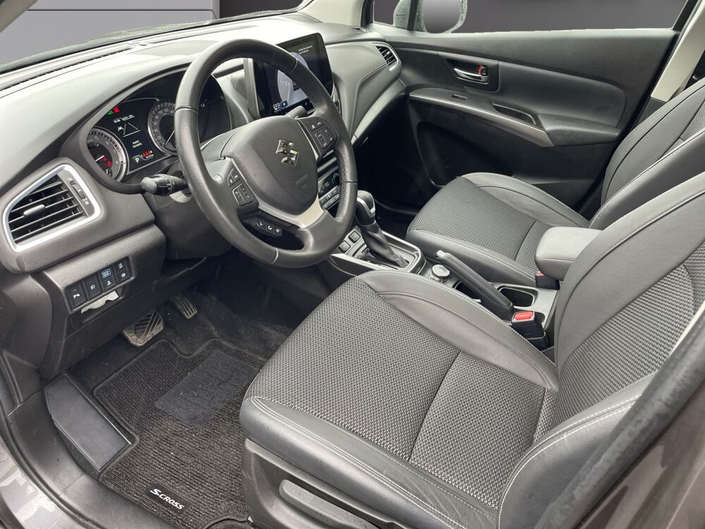 S-cross Style 2023 occasion 49070 Beaucouz&eacute;