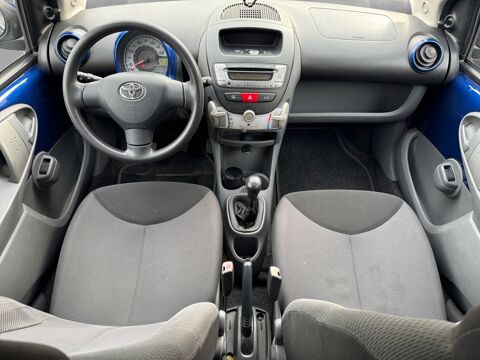 Aygo 1.0 VVT-I Les Bleus 2007 occasion 93100 Montreuil