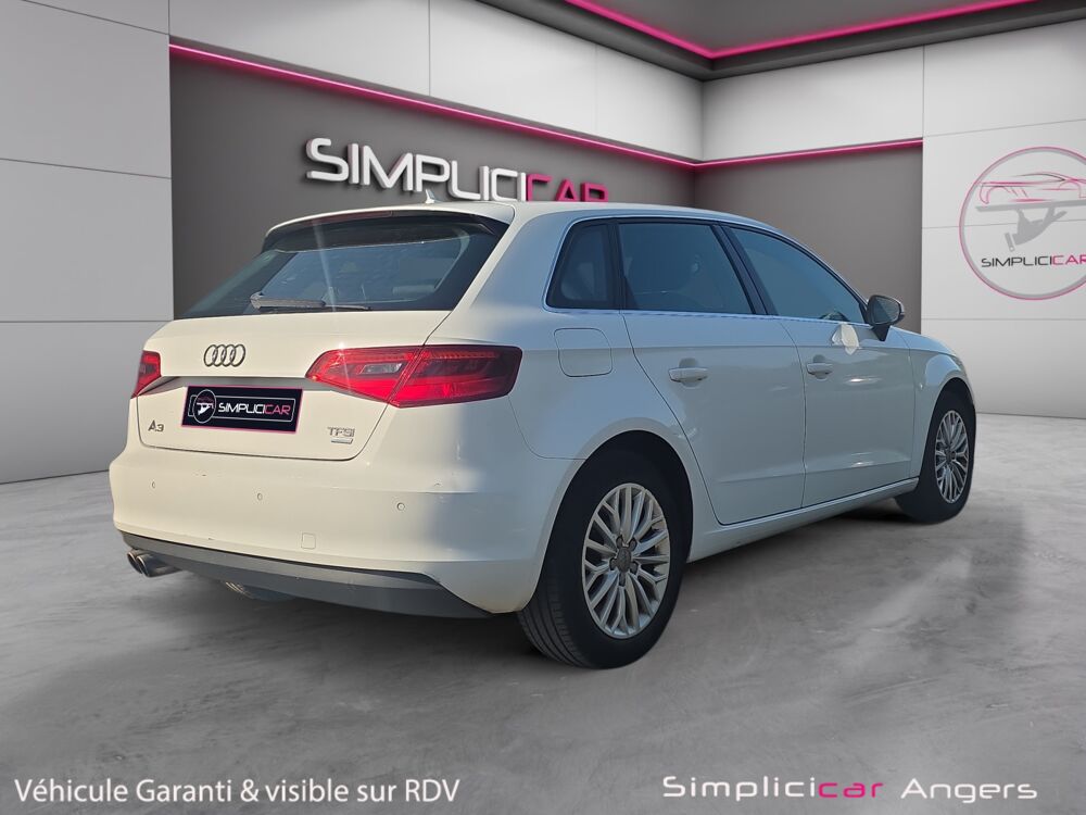 A3 1.4 TFSI 150 AMBITION LUXE S TRONIC 2014 occasion 49070 Beaucouz&eacute;