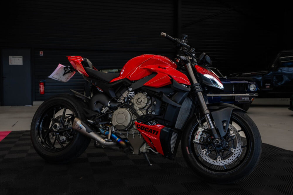 DUCATI 2024 occasion 64121 Serres-Castet