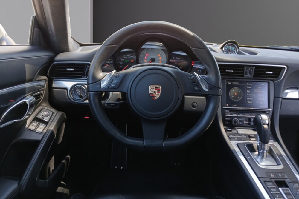 911 (991) 3.8 400 CARRERA S PDK 2012 occasion 13600 La Ciotat
