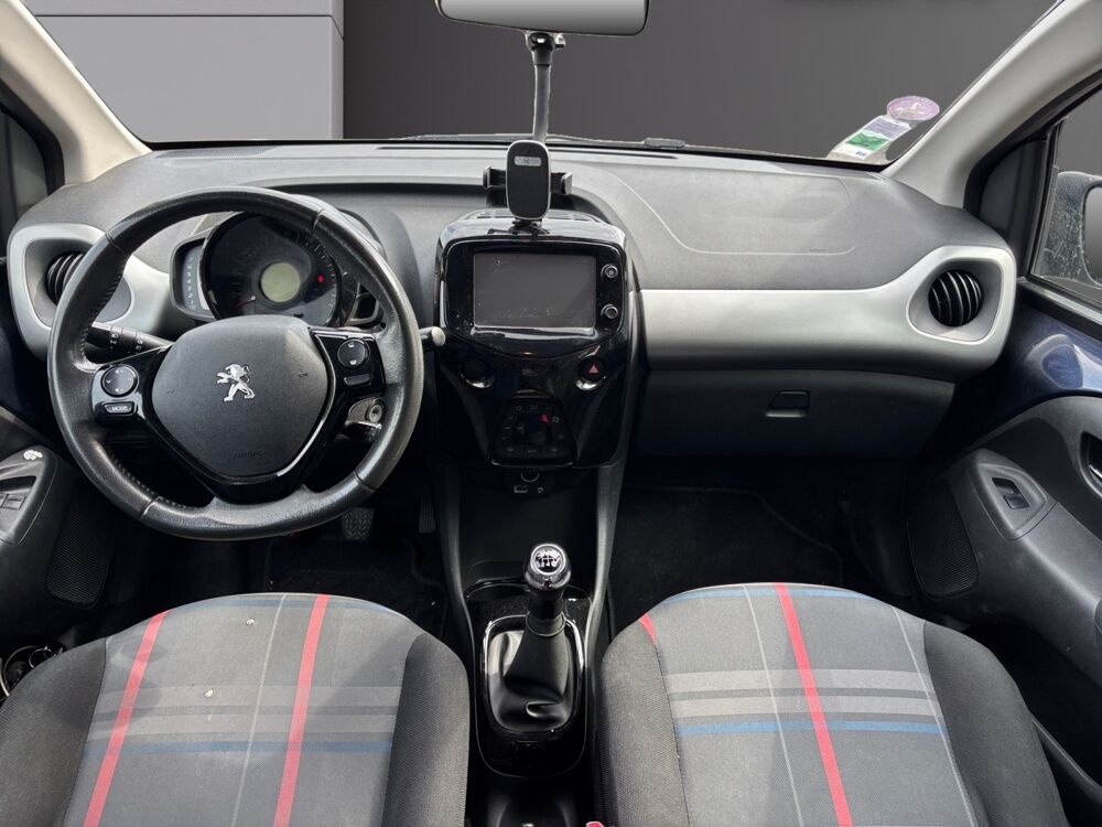 108 1.2 PURE TECH 82 ALLURE 2015 occasion 83480 Puget-sur-Argens