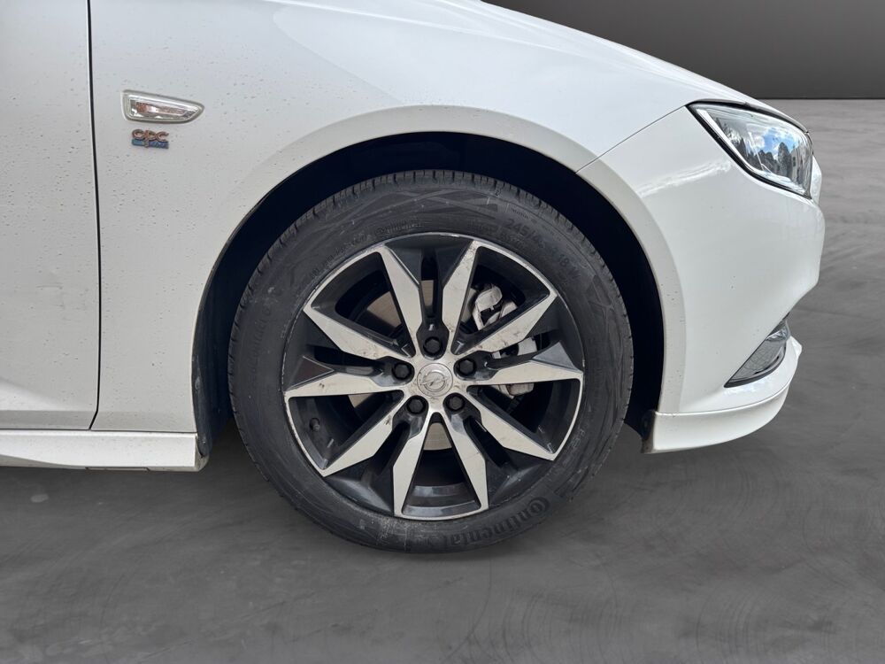 Insignia GD SPORT 1.6D 136 ELITE BVA6 OPC LINE 2017 occasion 93100 Montreuil