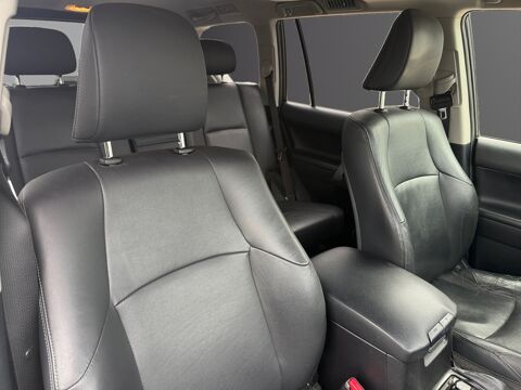 Land Cruiser Lounge 2016 occasion 45750 Saint-Pryv&eacute;-Saint-Mesmin
