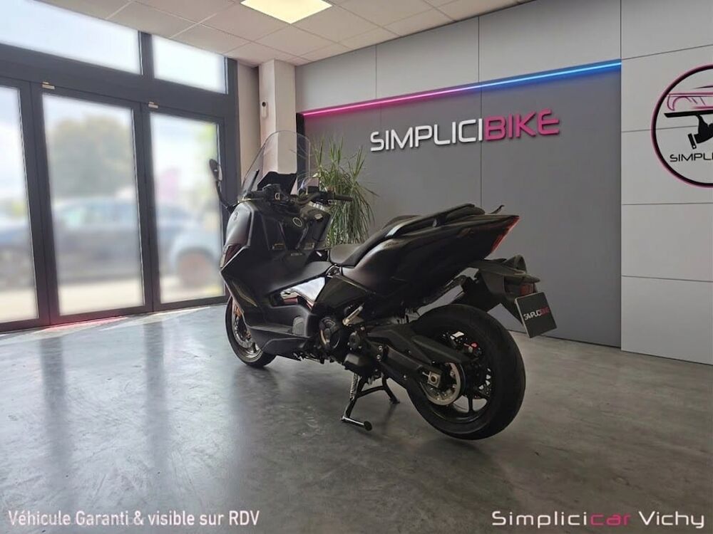 YAMAHA 2025 occasion 03300 Cusset