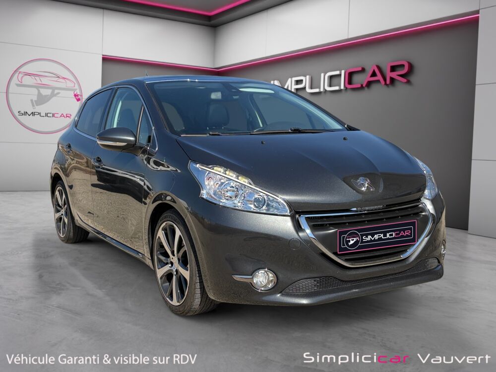208 F&eacute;line 2015 occasion 30600 Vauvert
