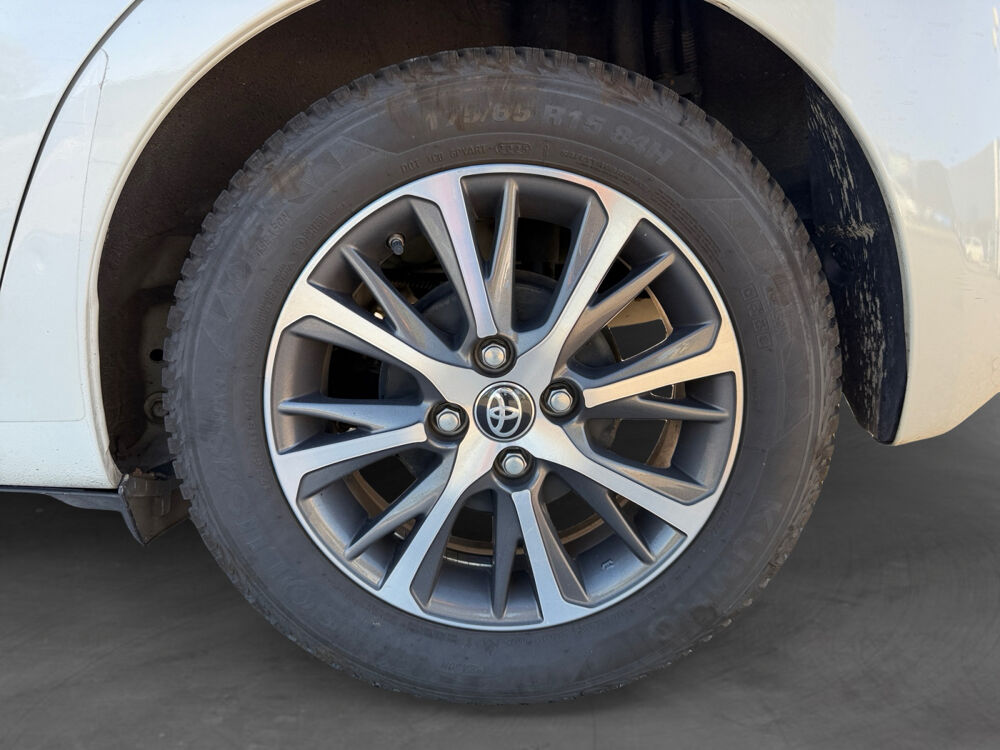 Divers 1.0 VVTI 72 pro 2018 occasion 69730 Genay