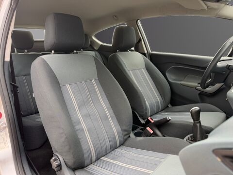 Fiesta 1400 TDCI 68 AMBIENTE 2009 occasion 30900 Nimes