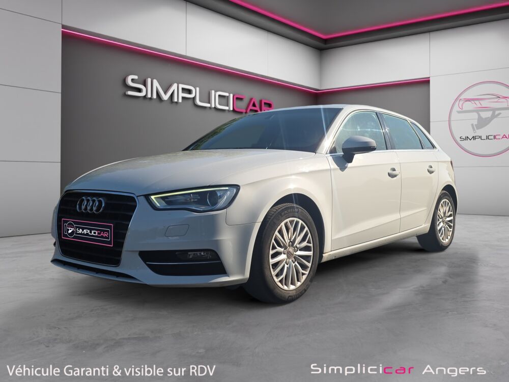 A3 1.4 TFSI 150 AMBITION LUXE S TRONIC 2014 occasion 49070 Beaucouz&eacute;