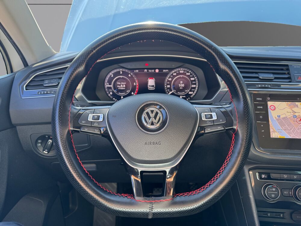 Tiguan CARAT R-LINE 2017 occasion 69730 Genay