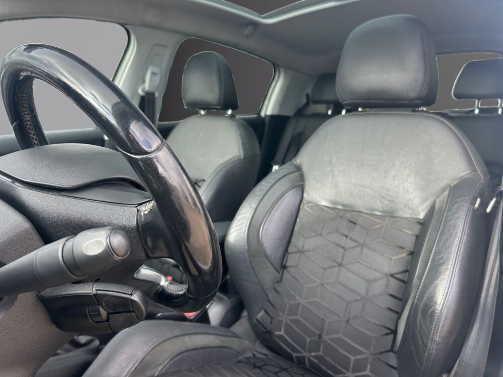 208 PEUGEOT 1.6 BLUE HDI 120 FELINE 2015 occasion 27000 &Eacute;vreux