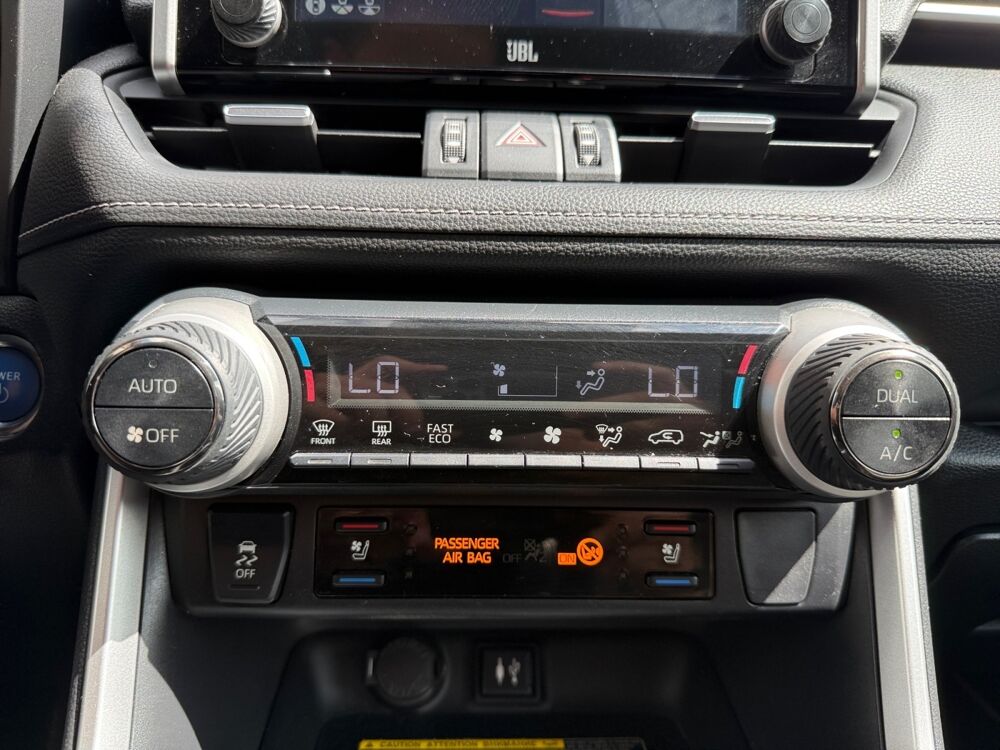 RAV 4 HYBRIDE 218 2WD LOUNGE 2019 occasion 93100 Montreuil