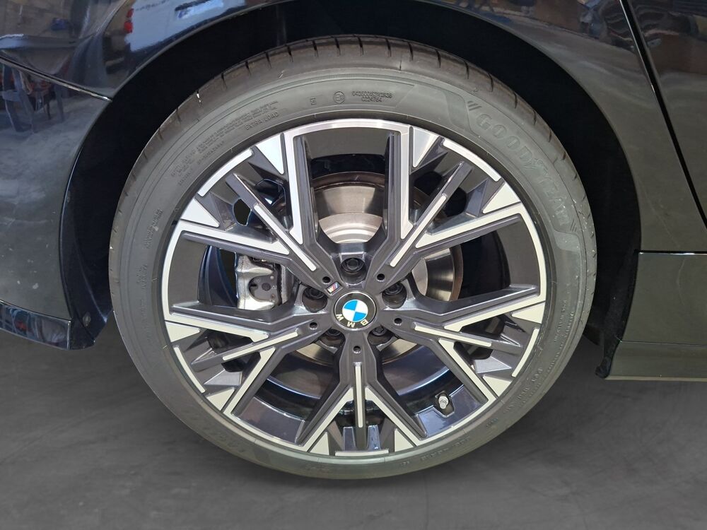 S&eacute;rie 1 123I XDRIVE M SPORT DKG 2025 occasion 93100 Montreuil
