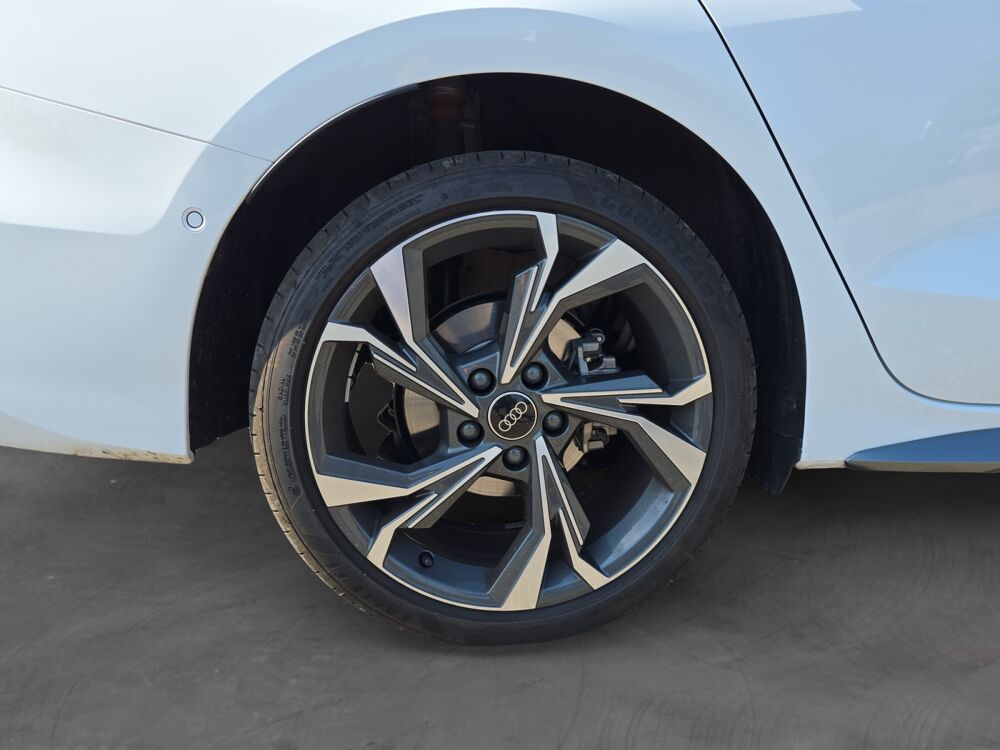 A3 35 TFSI 150 MHEV S LINE S TRONIC 2025 occasion 03300 Cusset