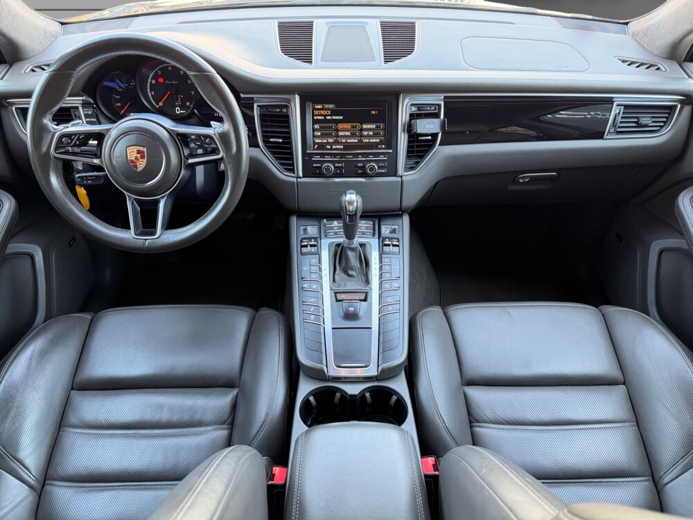 Macan 3.6 400 TURBO 2014 occasion 83210 La Farl&egrave;de