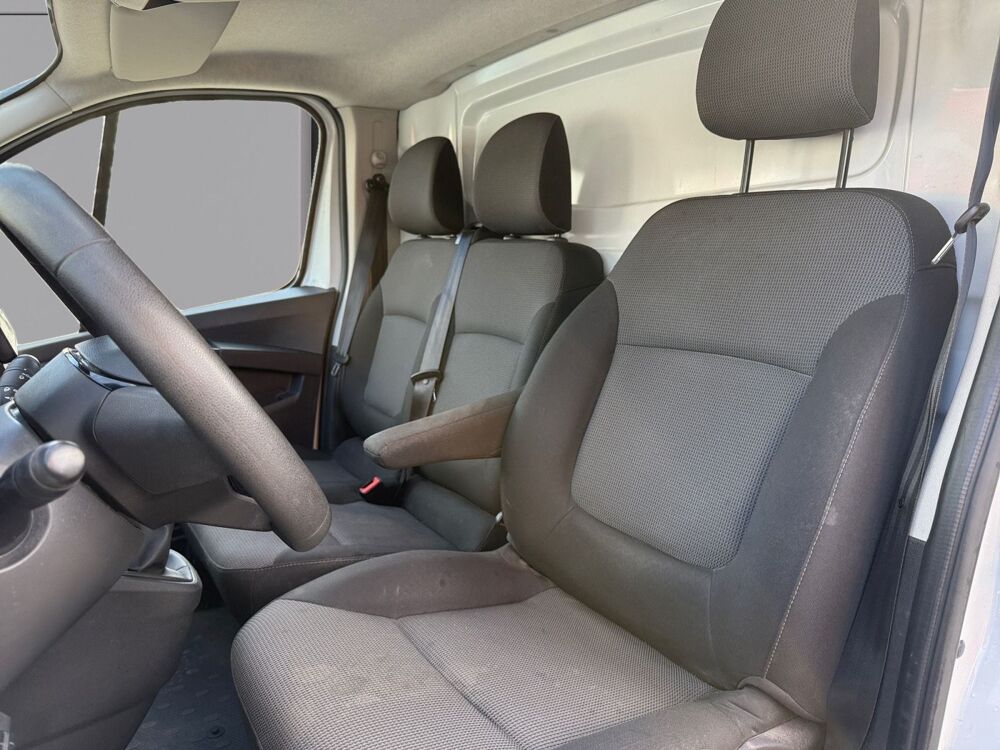 Trafic III (2) FOURGON L1H1 2800 KG BLUE DCI 110 ESSENTIEL 2023 occasion 93100 Montreuil