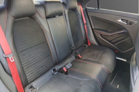 Classe CLA CLA 45 AMG ORANGE ART EDITION 4MATIC BA 2016 occasion 13600 La Ciotat